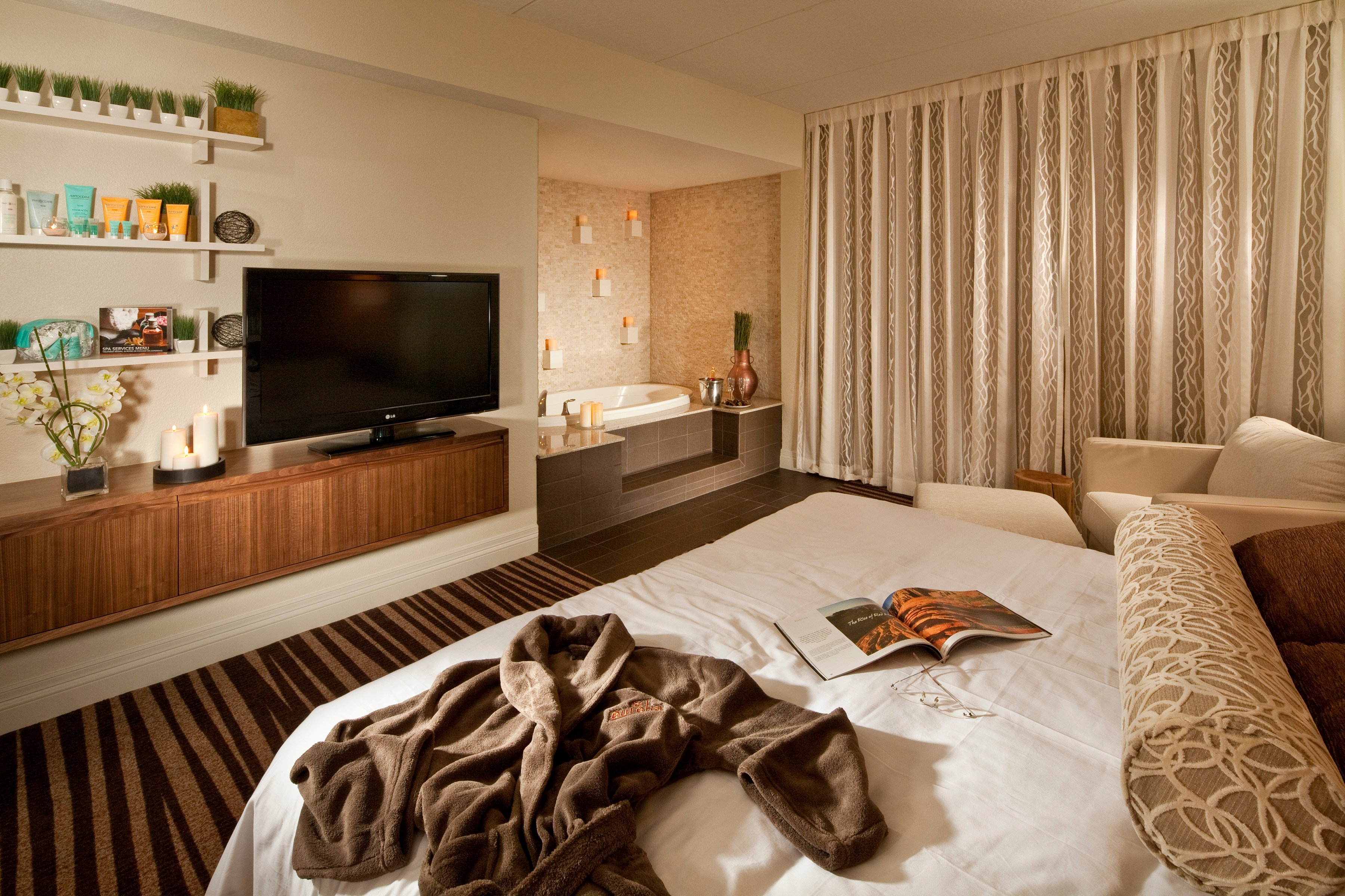 Eureka_Enclave_KingGardenSpaSuite